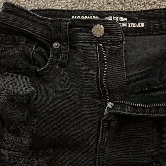 High Rise Shorts - Picture 5 of 6